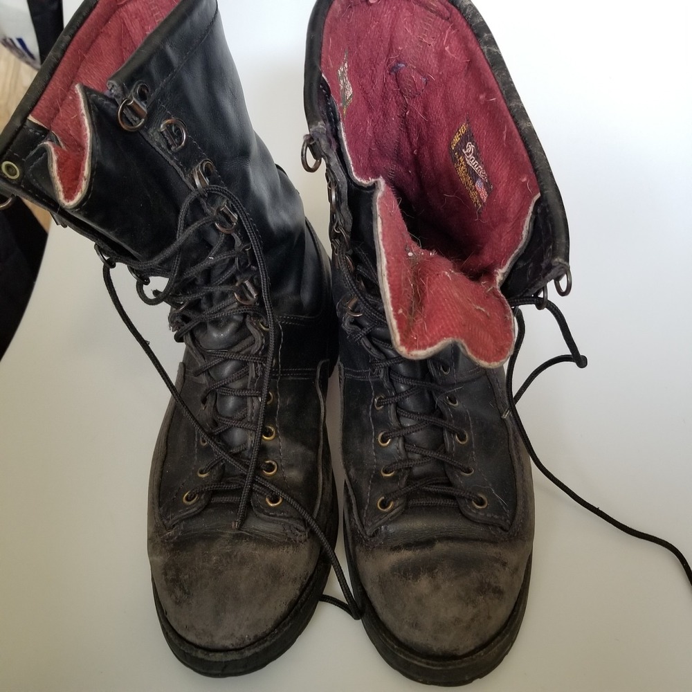 Danner Boots Mens 11 Black Leather Gore-Tex Insulated Vibram Sole Distressed